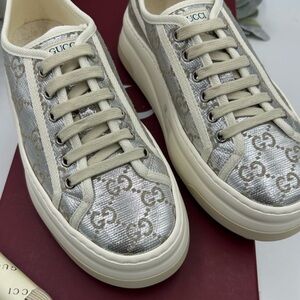 Gucci Women's TREK GG METALLIC Silver PLATFORM sneakers .size 38